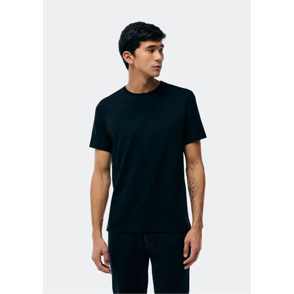 Camiseta Básica Masculina Manga Curta em Malha H+ - Preto por R$31,99 na Hering (60% OFF)