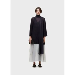 Vestido gola plissado por R$597,00 na Osklen (77% OFF)