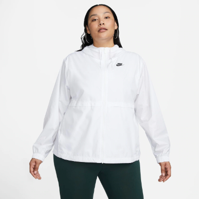 Plus Size – Jaqueta Nike Sportswear Essential Repel Feminina