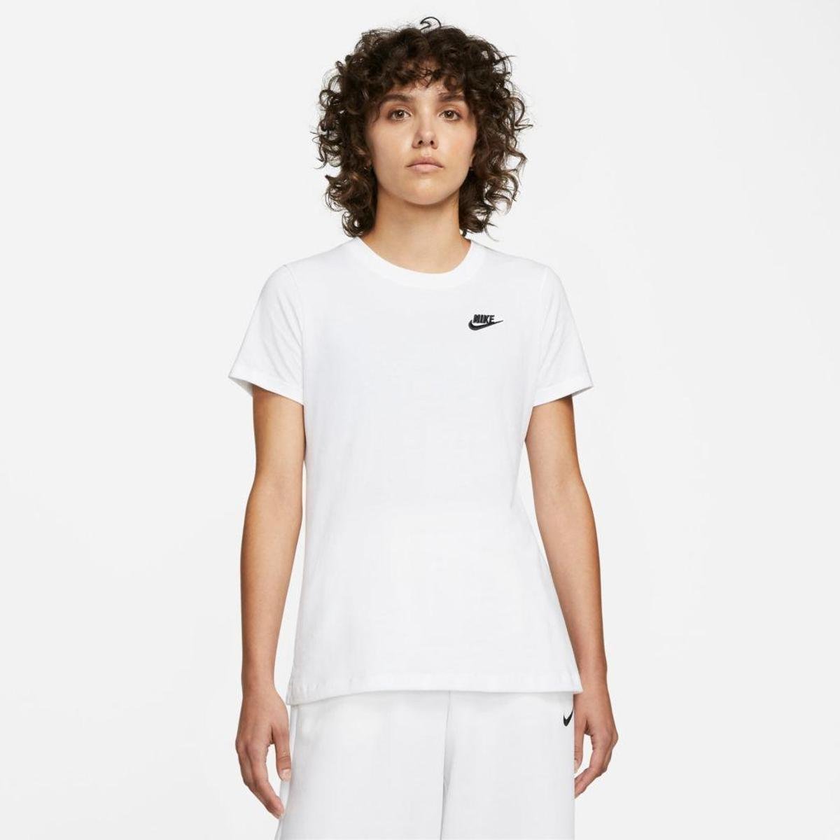 Camiseta Nike Sportswear Feminina – Branco