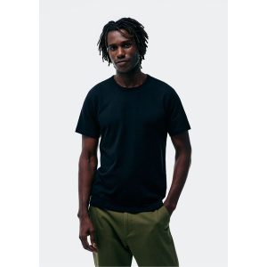 Camiseta Básica Masculina Manga Curta Slim - Preto por R,99 na Hering (17% OFF)